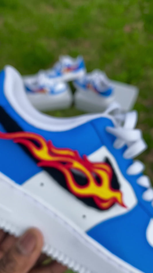 Women’s Beezy Blue Removable Flames 🔥